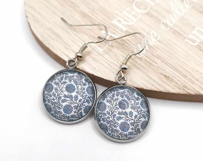 Blue flower cabochon earrings