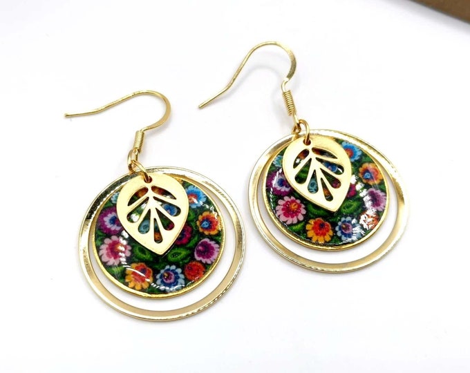 Stainless steel, folklore, gold and resin earrings