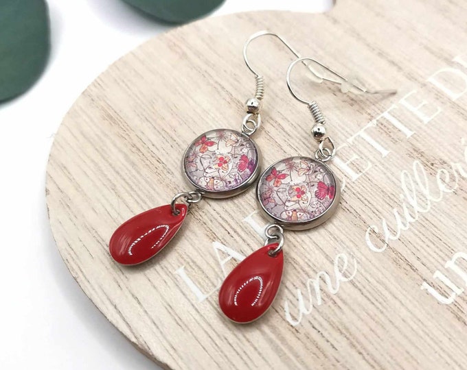 Cabochon butterfly earrings