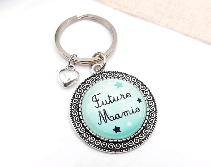 Grandma key ring, “future grandma” cabochon, grandma gift