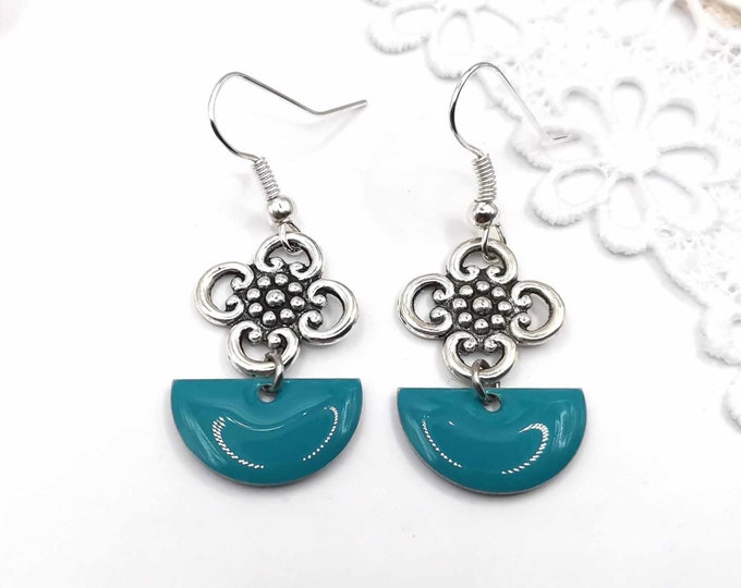Rosette earrings, blue