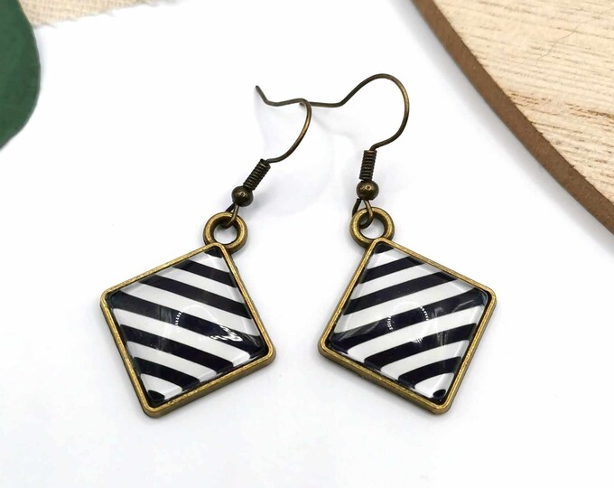 Striped cabochon earrings, black and white, diamond earrings