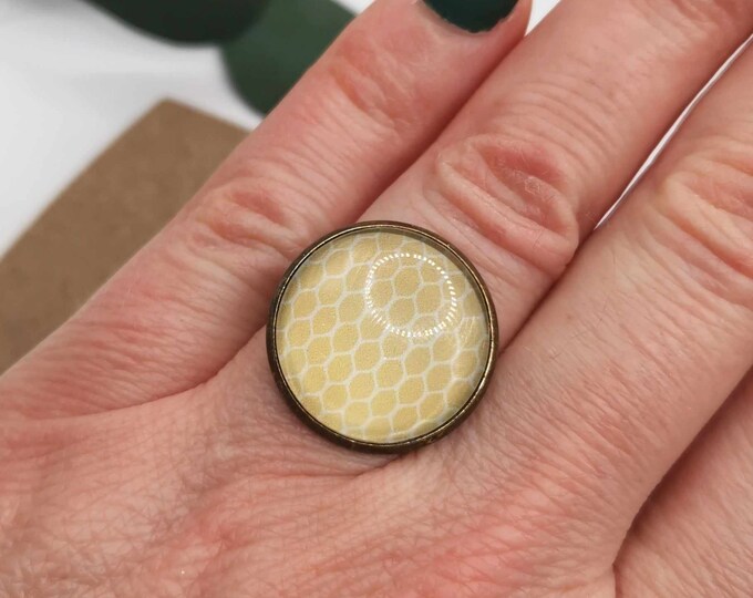 Honeycomb cabochon ring, adjustable bronze ring