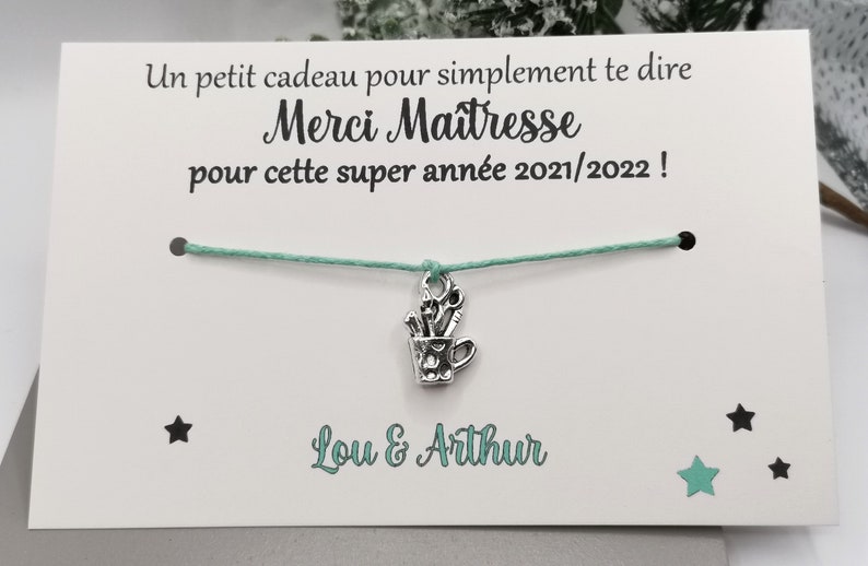 Carte bracelet à nouer, cadeau maîtresse, nounou, atsem, marraine, cadeau personnalisable, message personnalisé prénom enfant Pot de crayons