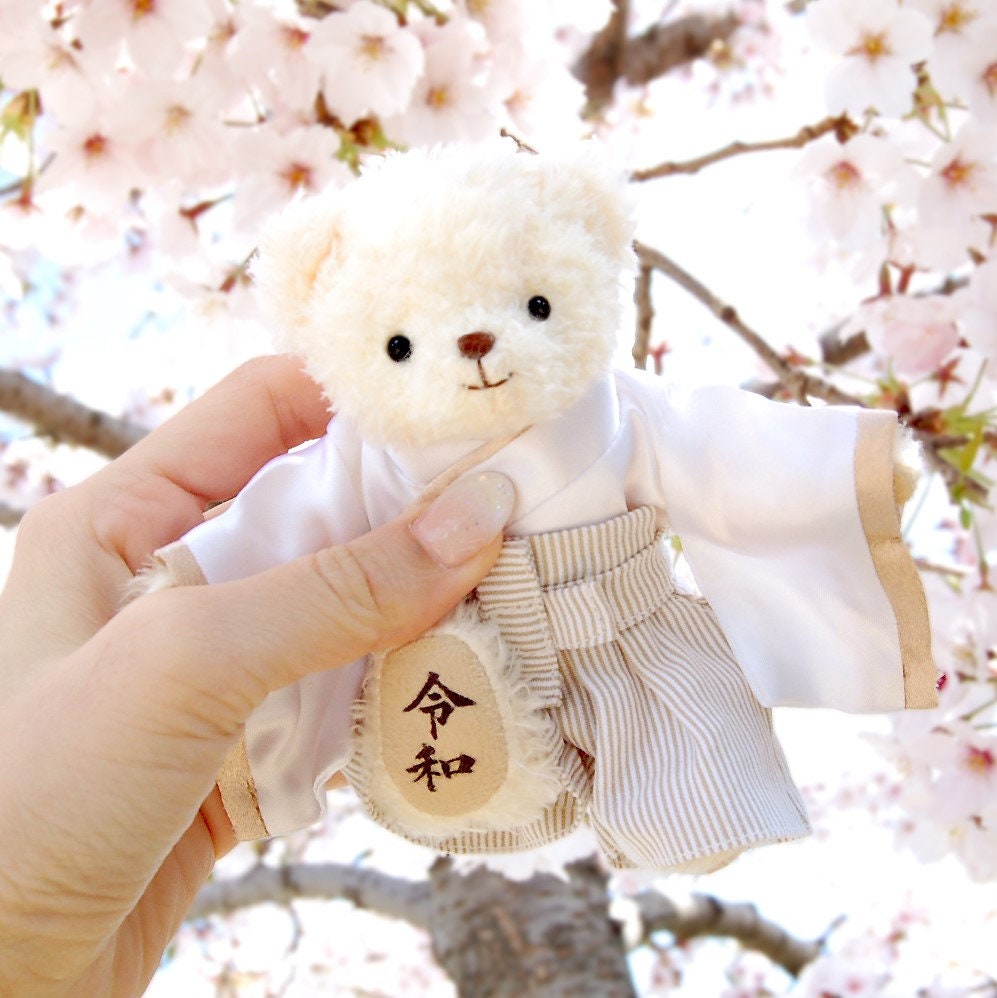 Cute japanese teddy bear hotsell
