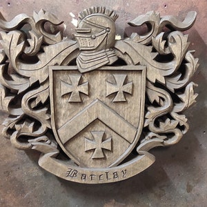 Custom Family Crest Coat of Arms Personalized Family Shield Wooden Emblem Wedding Gift Art Heraldic Hand Carved Name Woodworking Woodcraft
