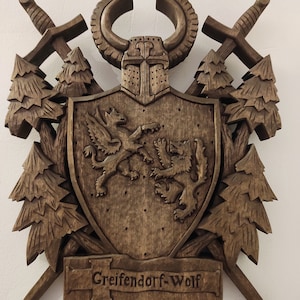 Custom Family Crest Coat of Arms Personalized Family Shield Wooden Emblem Wedding Gift Art Heraldic Hand Carved Name Woodworking Woodcraft