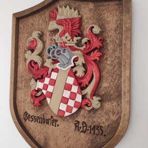 Custom Family Crest Coat of Arms Personalized Family Shield Wooden Emblem Wedding Gift Art Heraldic Hand Carved Name Woodworking Woodcraft
