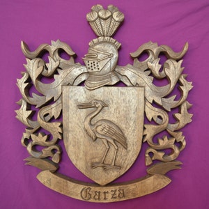 Custom Family Crest Coat of Arms Personalized Family Shield Wooden Emblem Wedding Gift Art Heraldic Hand Carved Name Woodworking Woodcraft