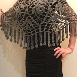 Crocet Tulip Poncho