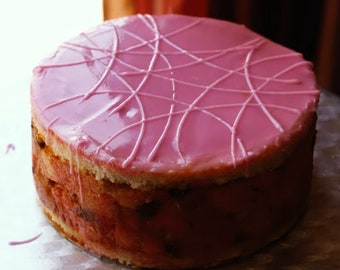 Traditional Austrian punch cakes, Punschkrapfen (rum and apricot cakes,  Puncstorta