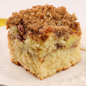 1 lb apple cinnamon streusel coffee cake,  coffee cake , apple cake, apple  pastries,holiday  pastries,apple cinnamon coffee cake