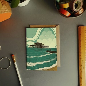 Tarjeta con ilustración del muelle oeste de Brighton imagen 3