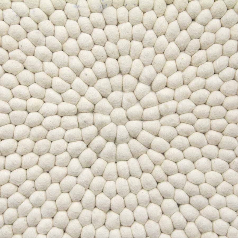 Felt ball rug Arctic White Filzkugelteppich fast shipping image 2