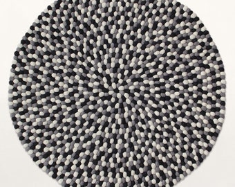 Felt ball rug - Maltese | Grey, Black, White | Filzkugelteppich (fast shipping)