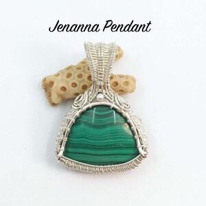 Jenanna Wire Woven Pendant Tutorial
