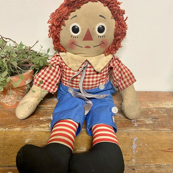 Vintage Raggedy Andy Doll…Kinckerbocker. 1960s. Cloth. Soft. Stitched. Collectible. Checkered. Knickers. Yarn. Buttons. Rag Doll. Baby Doll.