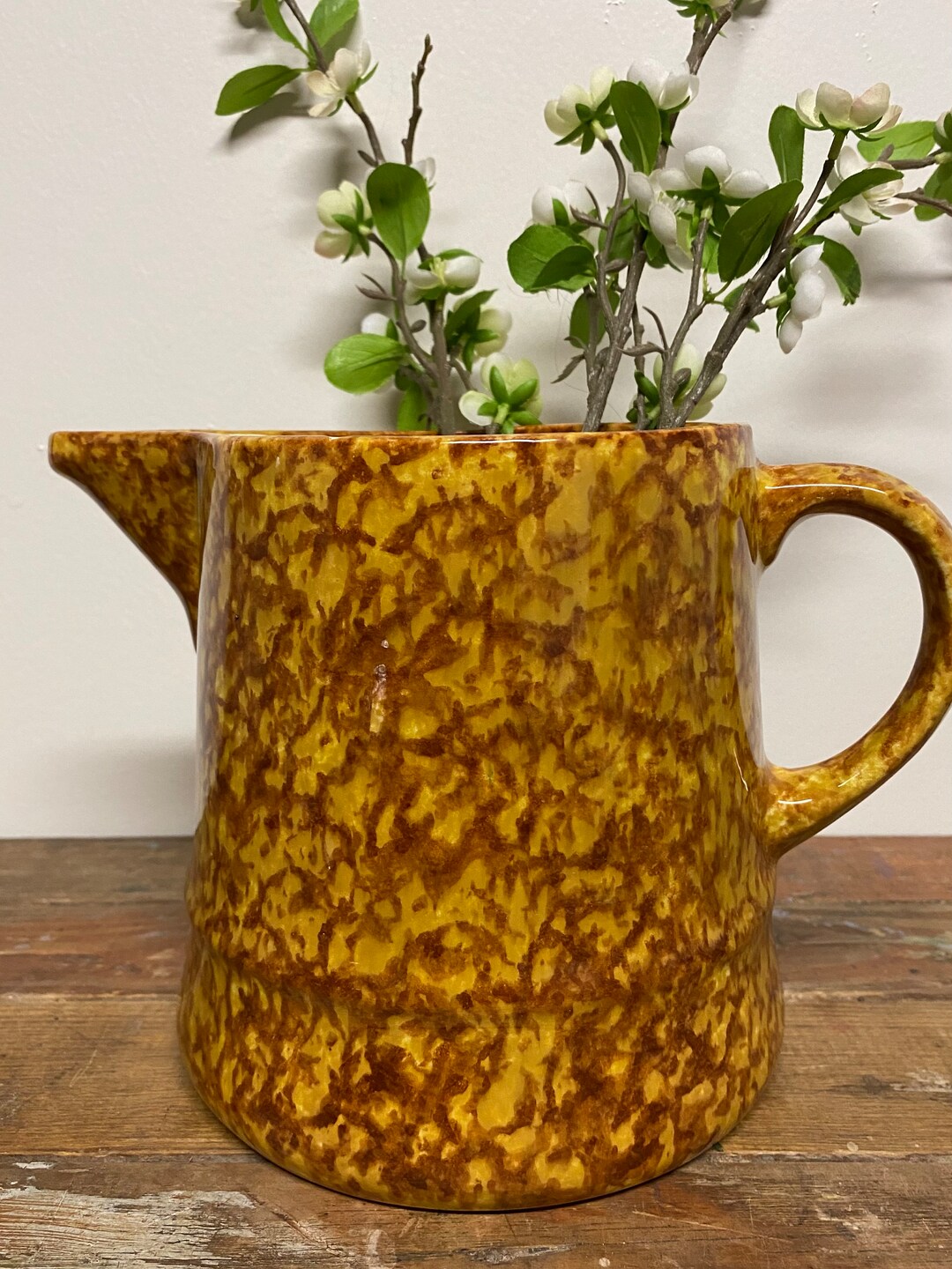 Vintage Mustard Spongeware Pottery Pitcherretro. Old. Drinks. - Etsy