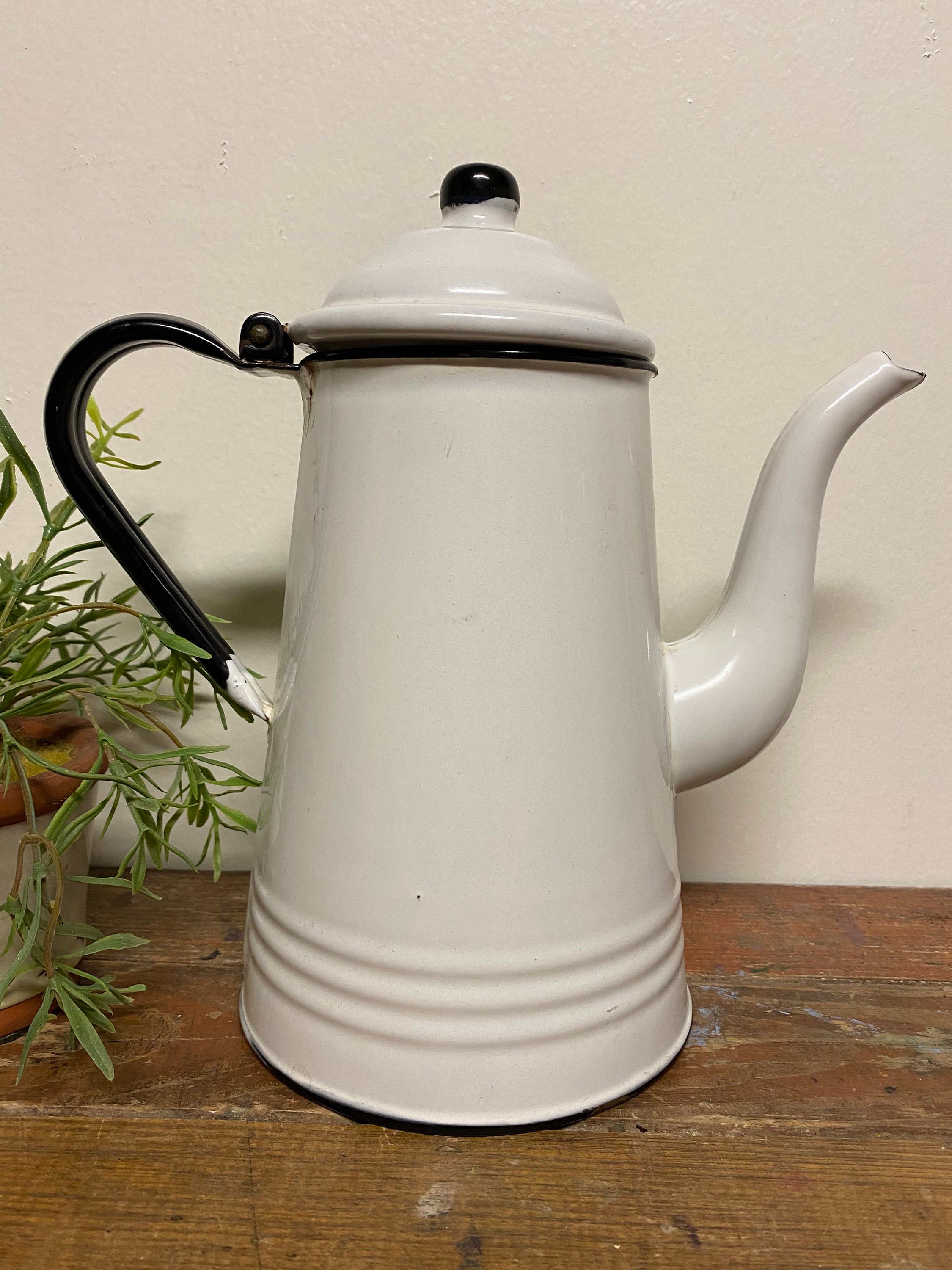 550ml Retro Matte Black Kettle T55G Beautiful Teapot Good Quality