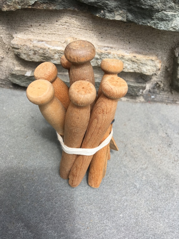 Set of 4 Vintage Wood Clothes Pins Wooden Clothespins Wooden 