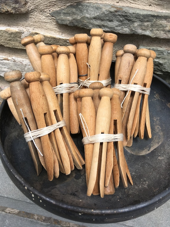 6 Vintage Unusual Wooden Laundry Clothes Pins