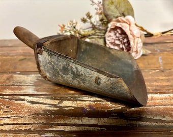 Antique Primitive Metal Grain Scoop...Modern Farmhouse. Rusty. Wood. Metal. Rustic. Country Decor. Handle. Barn Salvage.