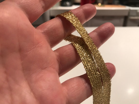 Sexy gold metallic fabric choker necklace