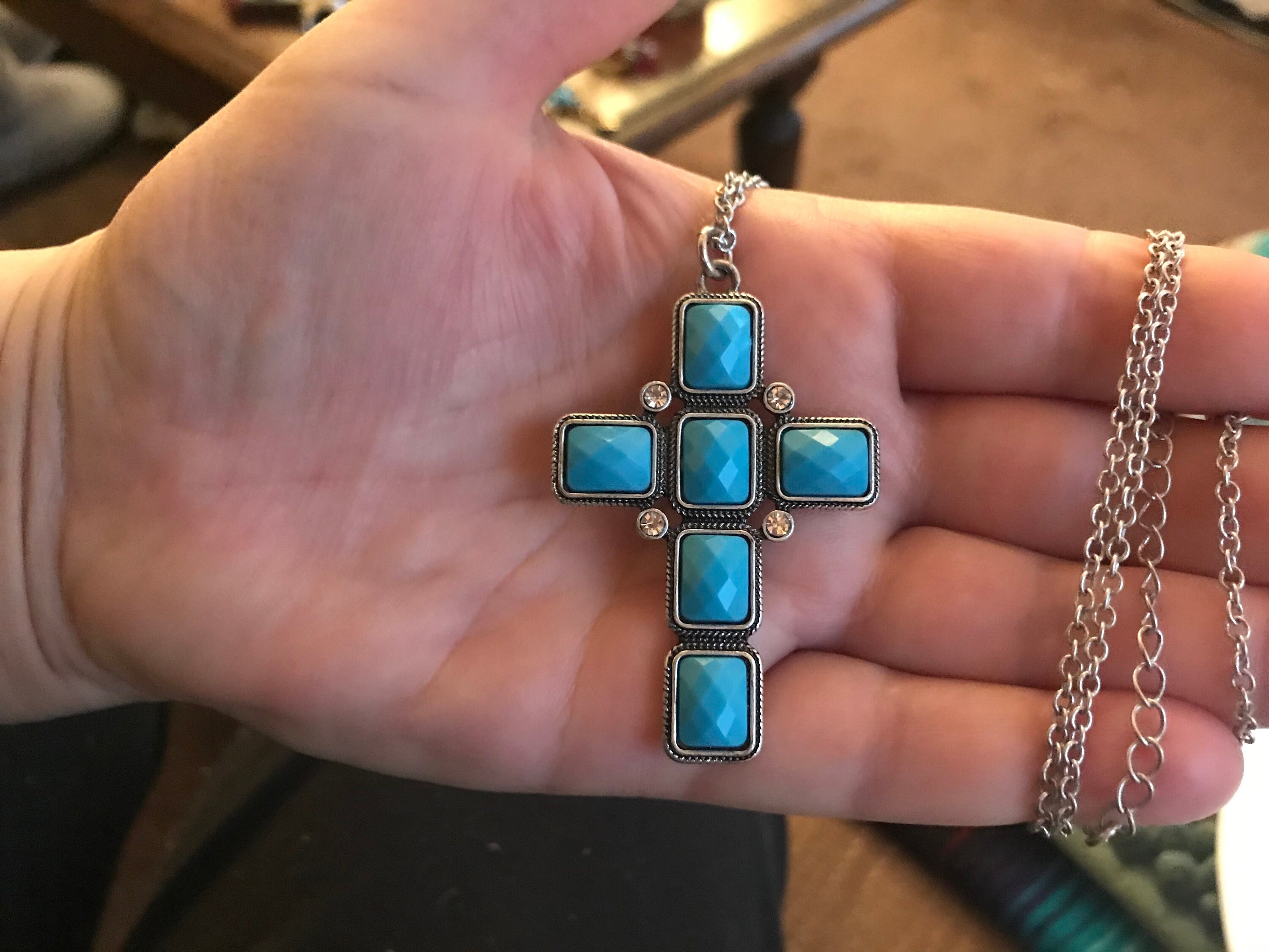 Vivid Faux-turquoise Cross Necklace 