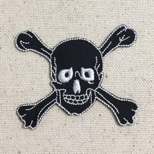 Black Jolly Roger - Skull with Crossbones - Embroidered Iron on Patch
