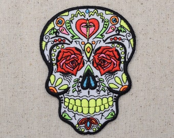 Day of the Dead - Sugar Skull - Dia de los Muertos - Iron on Applique - Embroidered Patch - WA319