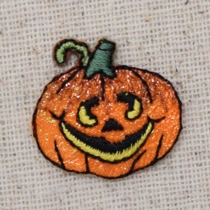 Small - Jack O Lantern - Halloween - Pumpkin - Iron on Applique - Embroidered Patch - 156911A