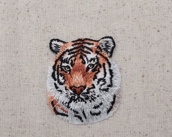 Tiger head embroidered patch vintage fashion embroidered fabric clothes applique