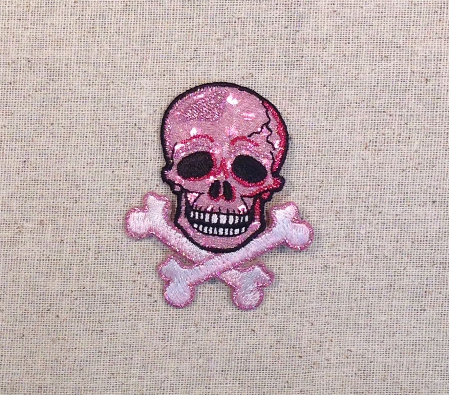 骸骨模様のドクロ - ピンク - キラキラ - 刺繍入りアイロンパッチ 