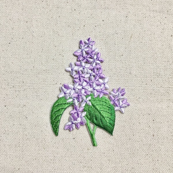 Lilac Flowers - gardening/Spring/Bunch/Natural - Iron on Applique - Embroidered Patch - 697240-A