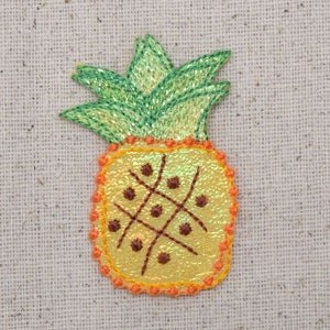 Pineapple - Shimmery Fruit - Food - Embroidered Patch - Iron on Applique - 1511668-A