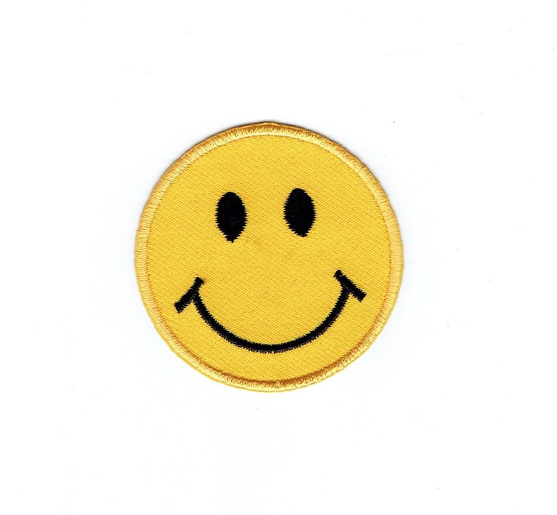 Embroidered Patch Emoji Iron on Applique 697086-SA Smiley Face