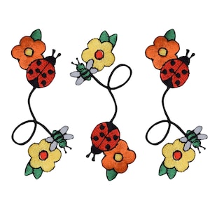 Daisy Flowers with Ladybug and Bee - Embroidered Patch - Iron on Applique
