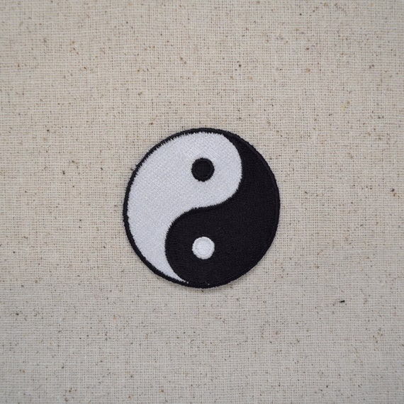 TAIJI symbol 1 PIECE YIN AND YANG EMBROIDERED IRON ON PATCH HOT SALE NEW 