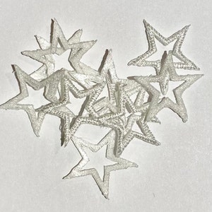 100 Pieces- White Open Stars - 7/8” - Iron on Applique - 150022 Bulk Package (One Hundred Stars)