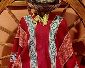 Bohemian Nights: Vintage Andean Poncho with Cultural Flair, Gift Ideas
