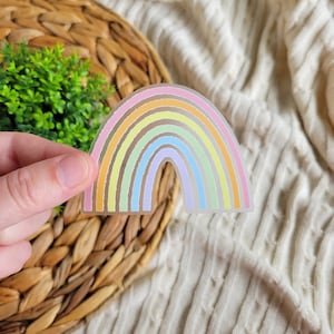 Etiqueta engomada del arco iris pastel, etiqueta engomada del arco iris de fondo claro