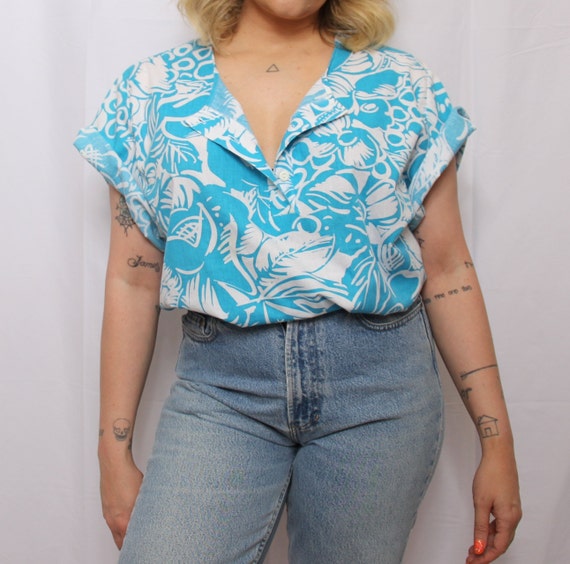 Aqua Aloha Print blouse - image 3