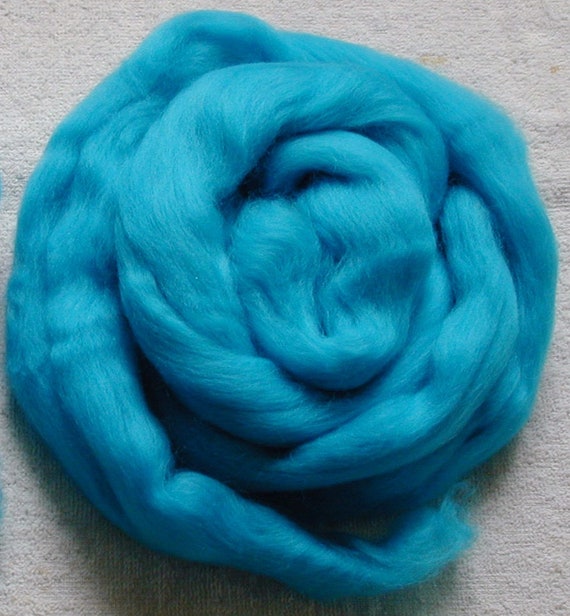 AQUA SAVE: 2 ounces Merino Wool Roving for Felting