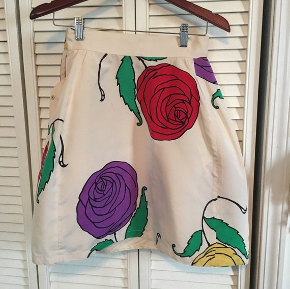 Vintage 1980s Gianni Versace Structured Silk Rose… - image 1