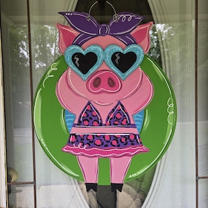 Pig on a tube door hanger, door hanger, summer decor, piggy decor,