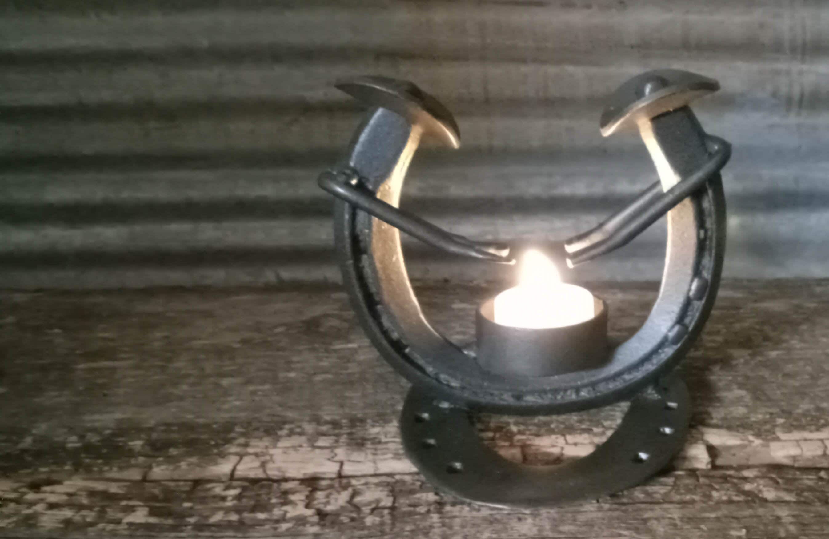 Horseshoe Candle Holder Designs