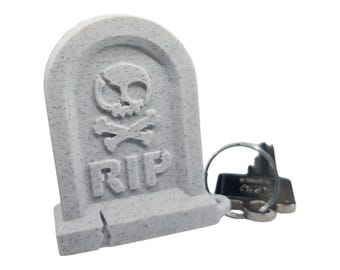 Llavero LET GO con compartimento secreto y NFC | Amuleto emocional para rupturas, sanación y self love | Regalo San Valentín