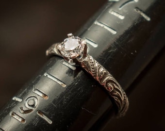 faceted round cut cz ring