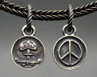 Guerra / Paz, Colgante, Plata de Ley, Hecho a medida