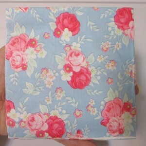 2-Floral Roses Cocktail Decoupage Napkins-Valentine&#39;s Day Decoupage Napkins-Shabby Chic Decoupage Napkins